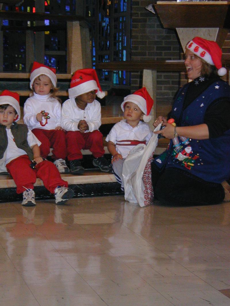 2003/12(December)/Xmas-Pageant/800x600_2003-12-12-Xmas-pageant-08-Dax.JPG