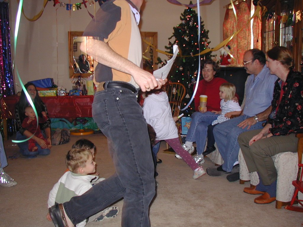 2003/12(December)/Zen-Bday/1024x768_2003-12-14-Zen-bday-07-DuckDuckGoose.JPG