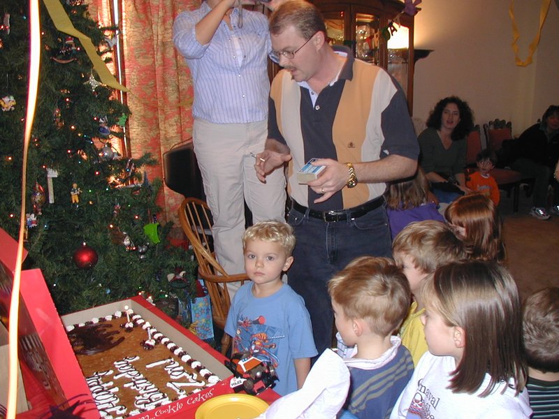 2003/12(December)/Zen-Bday/800x600_2003-12-14-Zen-bday-10.JPG