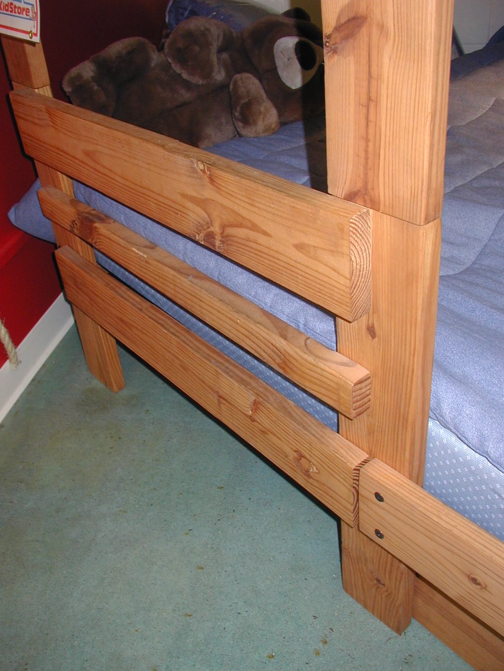 2004-01-03-bunkbed-3.JPG