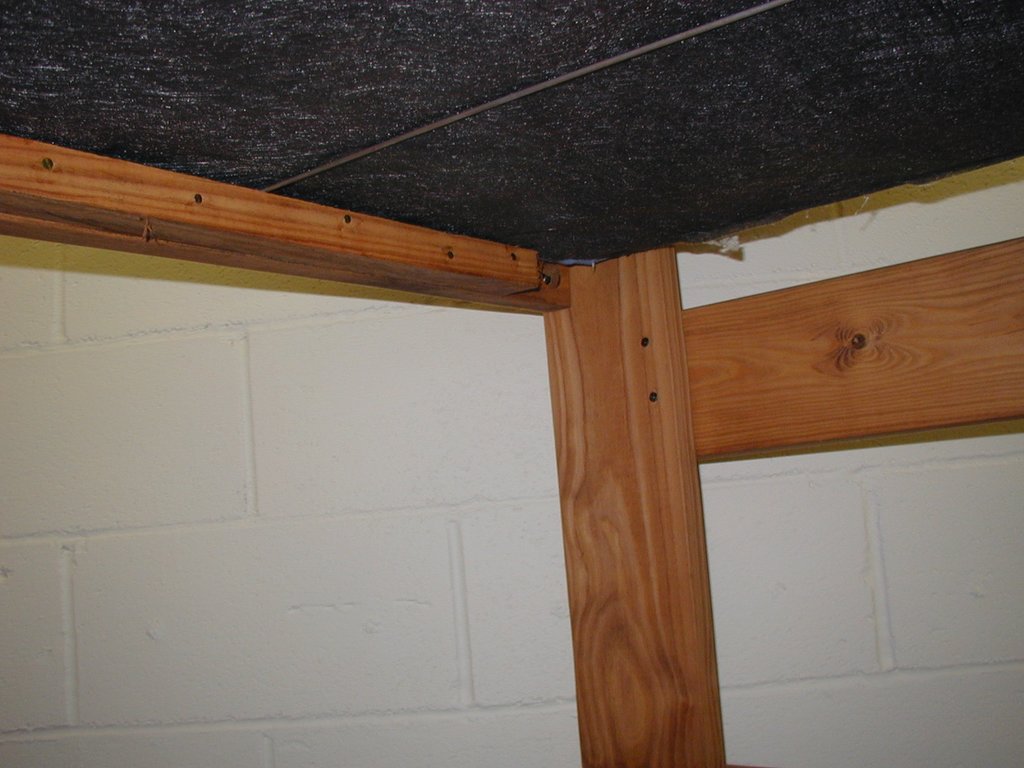 2004/01(January)/BunkBed/1024x768_2004-01-03-bunkbed-6.JPG