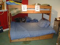 2004-01-03-bunkbed-2.JPG