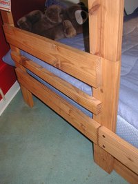 2004-01-03-bunkbed-3.JPG