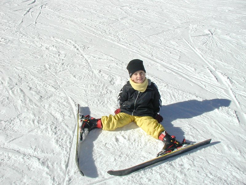 2004/01(January)/Ruidoso/800x600_2004-01-19-Ruidoso-10-Chance-skiing.JPG