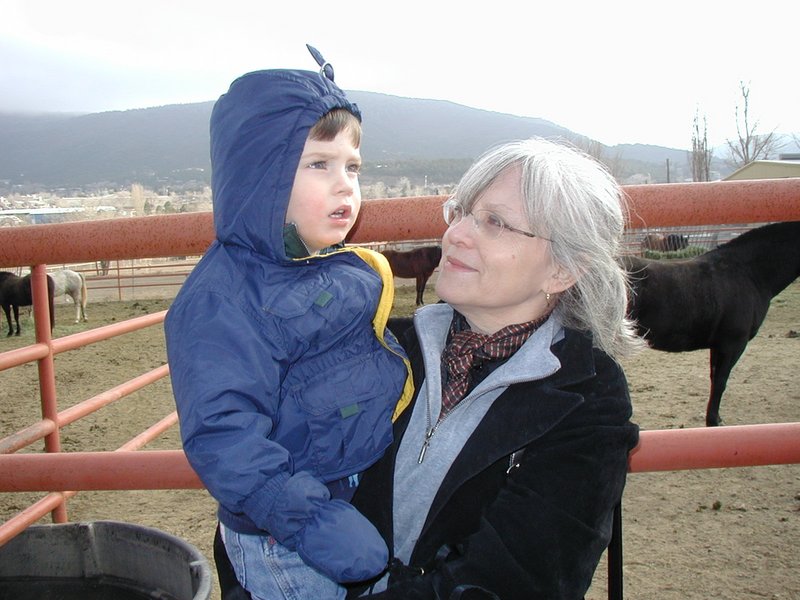 2004/01(January)/Ruidoso/800x600_2004-01-21-Ruidoso-08-Dax-Grammy.JPG