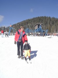 2004-01-18-Ruidoso-07-Chance-Dax-Travis-sledding.JPG