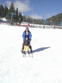 2004-01-18-Ruidoso-08-Chance-Suzi-skiing.JPG