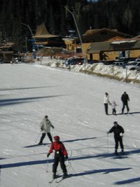 2004-01-19-Ruidoso-16-Grammy-skiing.JPG