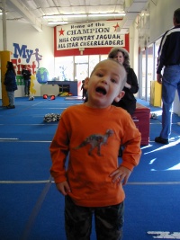 2004/02(February)/Colton-Bday/2004-02-07-Colton-Bday-1.JPG