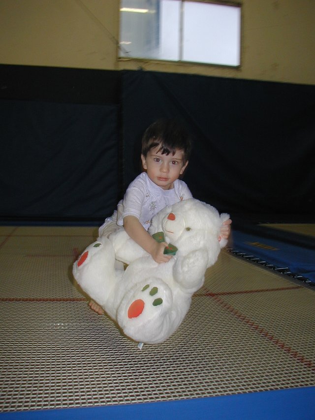 2004-02-10-Gynmastics-02-Dax.JPG