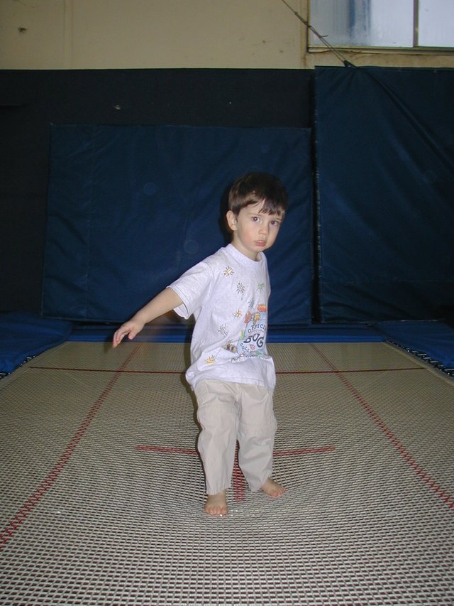 2004-02-10-Gynmastics-06-Dax.JPG