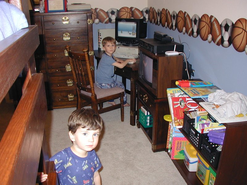 2004/02(February)/Misc/800x600_2004-02-24-Kids-bedroom-8-Chance-Dax.JPG