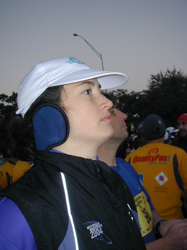 2004/02(February)/Motorola-Marathon/640x480_2004-02-15-Motorola-Marathon-04-Suzi-start.JPG