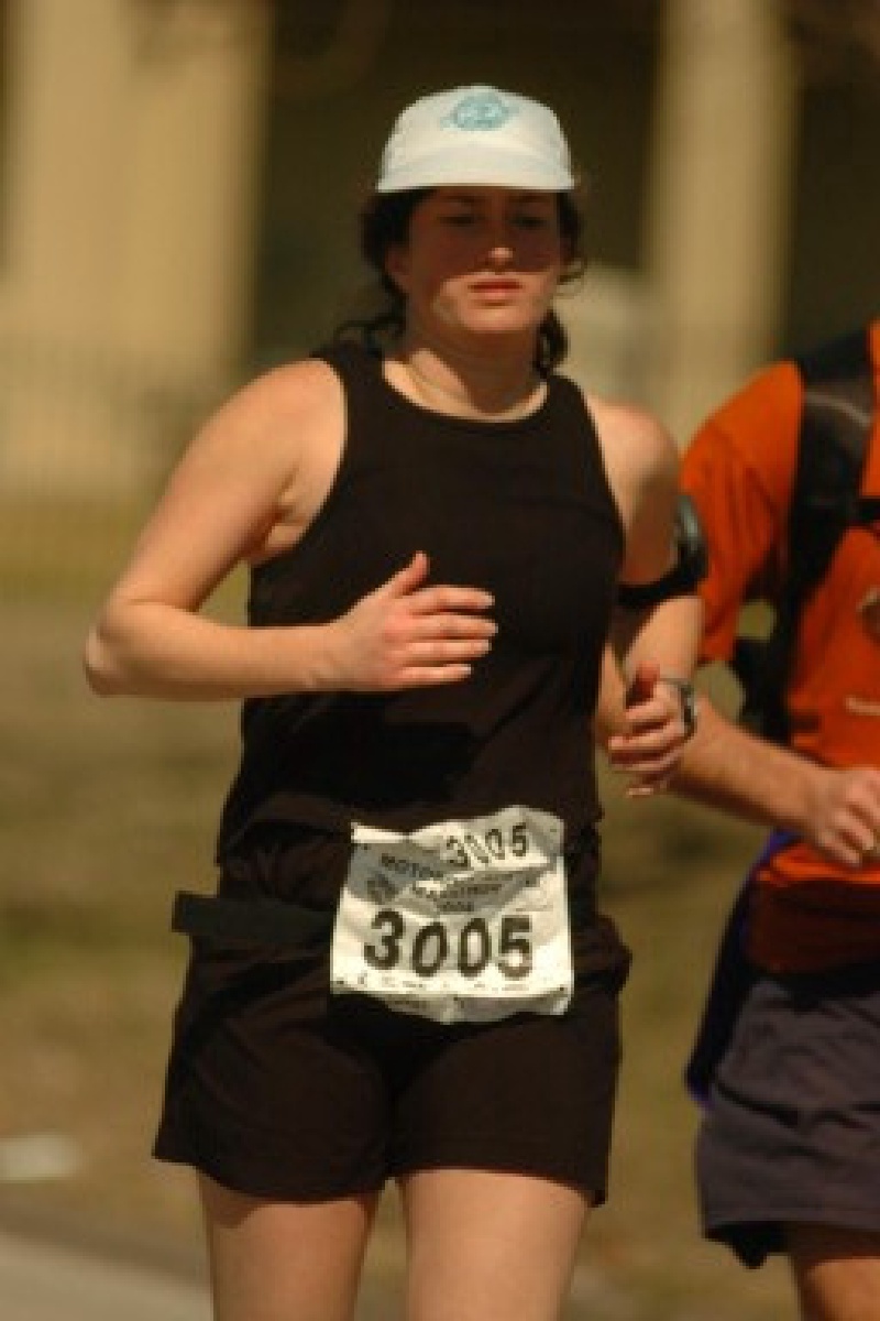 2004/02(February)/Motorola-Marathon/800x600_2004-02-15-Professional-Marathon-07-Suzi.jpg