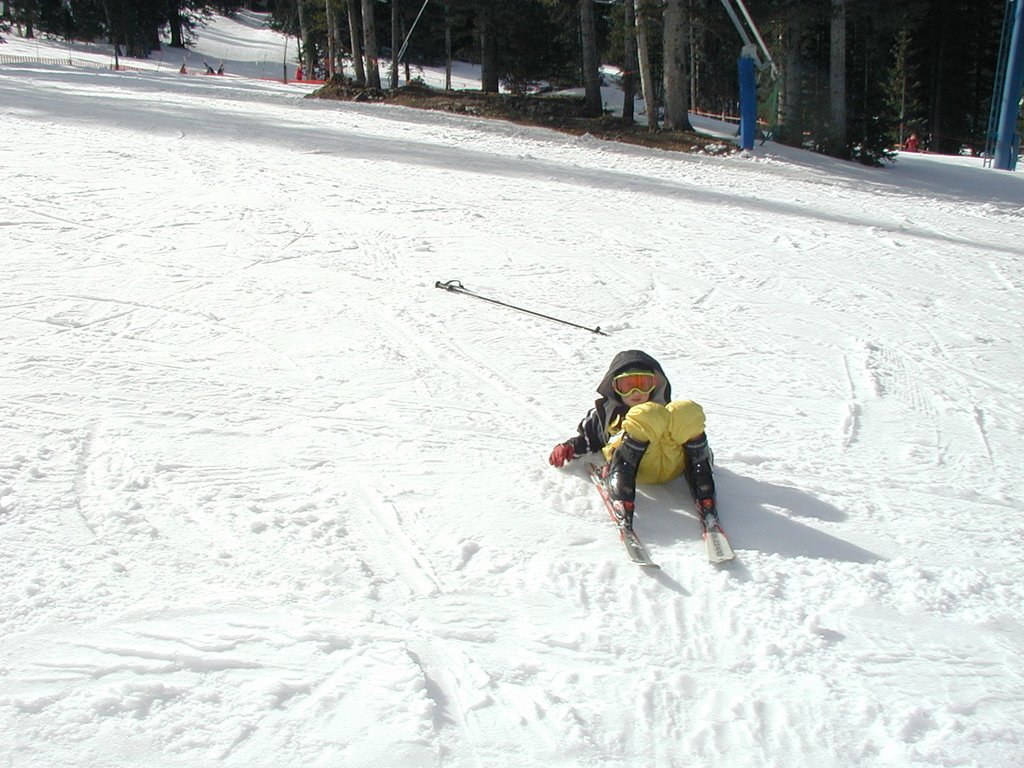 2004/03(March)/Ruidoso/1024x768_2004-03-13-Ruidoso-24-Chance-crashed.JPG
