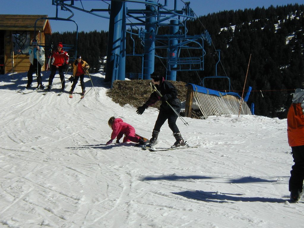 2004/03(March)/Ruidoso/1024x768_2004-03-15-Ruidoso-09-Marci-Brittney.JPG