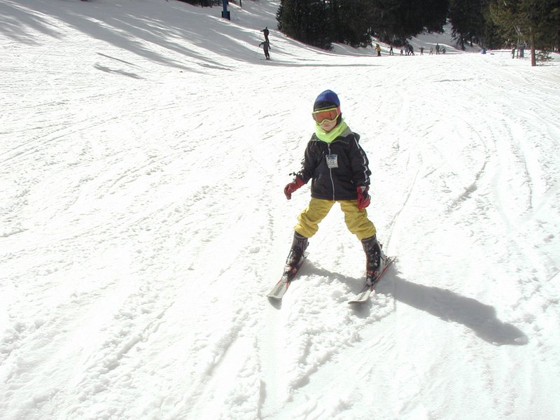 2004/03(March)/Ruidoso/800x600_2004-03-15-Ruidoso-18-Chance-skiing.JPG