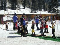 2004-03-13-Ruidoso-06-Chance-ski-school.JPG