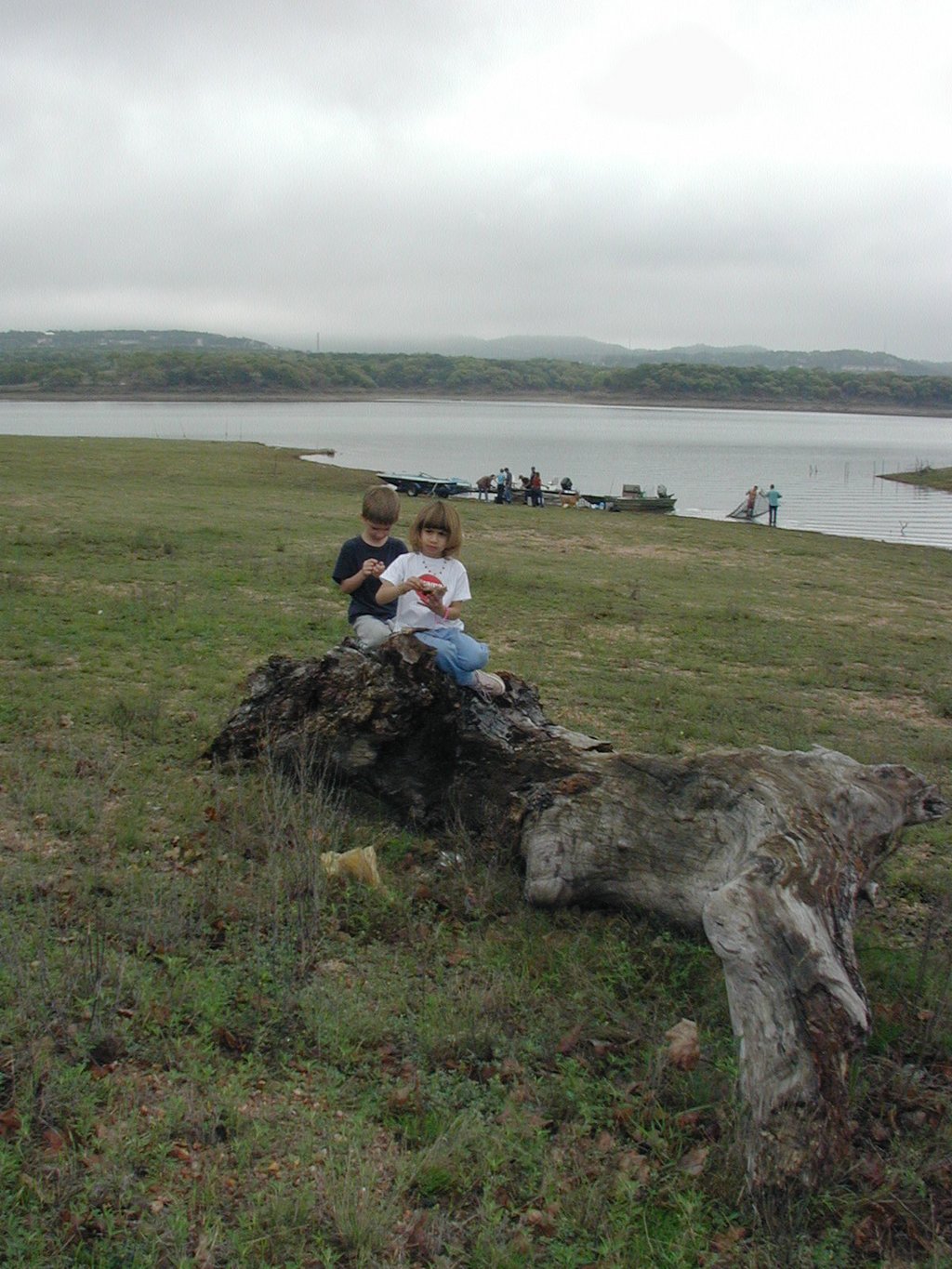 2004/04(April)/Camping-Pace-Bend/1024x768_2004-04-03-Camping-Pace-Bend-18-Chance-Kalyani.JPG