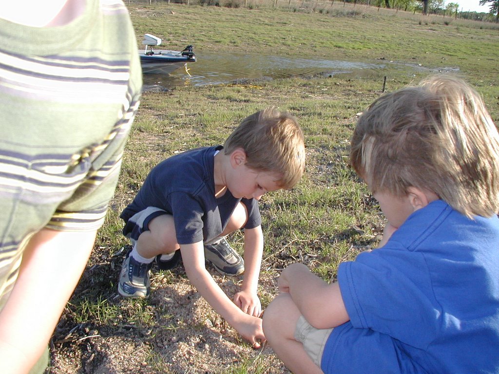 2004/04(April)/Camping-Pace-Bend/1024x768_2004-04-03-Camping-Pace-Bend-55-Chance-Jack.JPG
