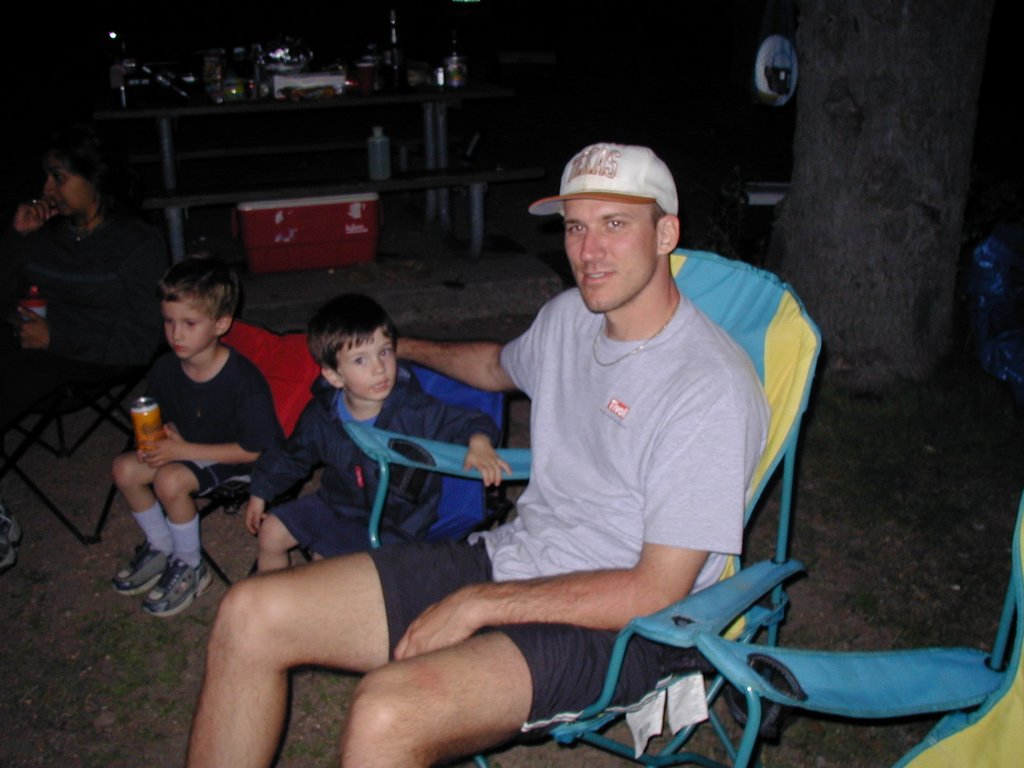 2004/04(April)/Camping-Pace-Bend/1024x768_2004-04-03-Camping-Pace-Bend-58-Travis-Dax-Chance-with-daddys-beer.JPG