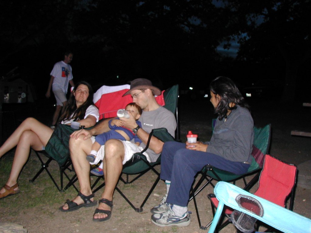 2004-04-03-Camping-Pace-Bend-59-Kiffin-Ben-Sachin-Kavita.JPG
