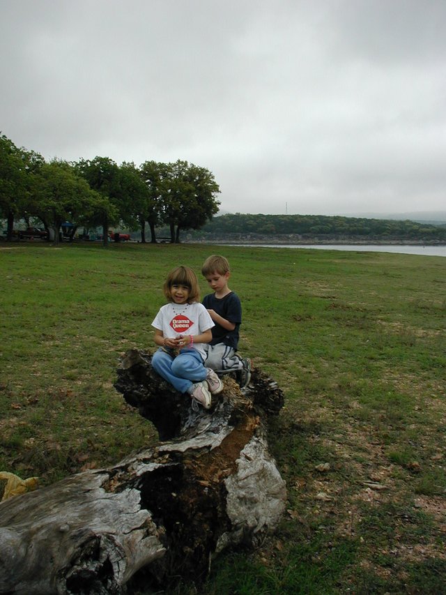 2004/04(April)/Camping-Pace-Bend/640x480_2004-04-03-Camping-Pace-Bend-19-Chance-Kalyani.JPG