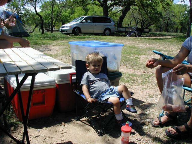 2004/04(April)/Camping-Pace-Bend/640x480_2004-04-03-Camping-Pace-Bend-28-Sachin.JPG