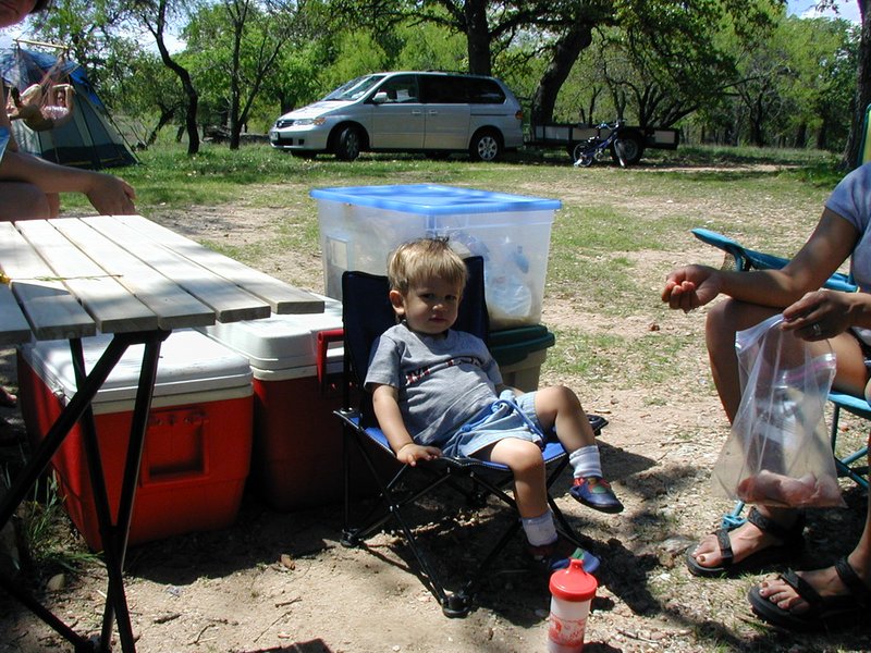 2004/04(April)/Camping-Pace-Bend/800x600_2004-04-03-Camping-Pace-Bend-28-Sachin.JPG