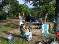 2004-04-03-Camping-Pace-Bend-04-Kavita-Sachin-Suzi-Ben.JPG