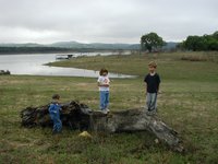 2004-04-03-Camping-Pace-Bend-15-Dax-Kalyani-Chance.JPG