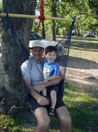 2004-04-03-Camping-Pace-Bend-37-Travis-Dax-hammock.JPG