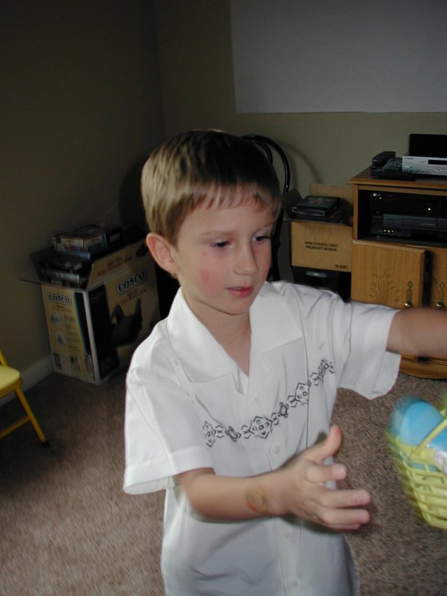 2004/04(April)/Easter/640x480_2004-04-11-Easter-10-Chance.JPG