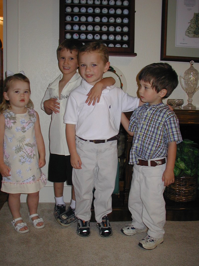 2004-04-11-Easter-02-Kyla-Chance-Vale-Dax.JPG