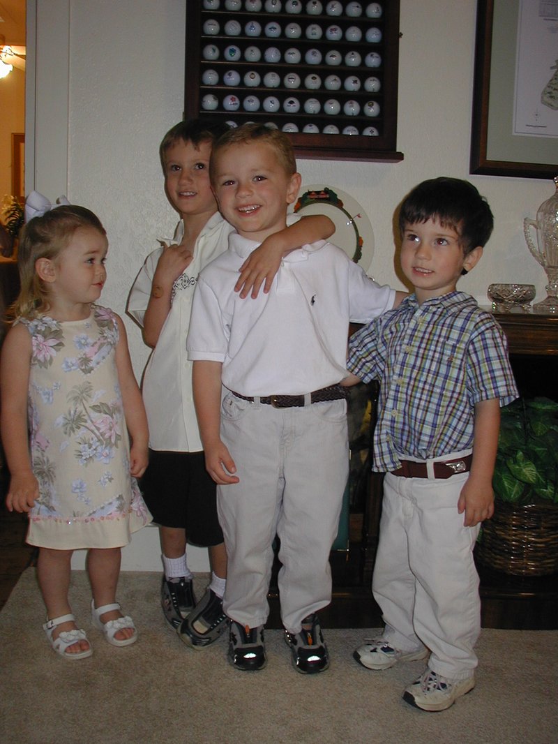 2004-04-11-Easter-03-Kyla-Chance-Vale-Dax.JPG