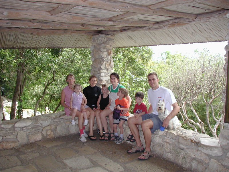 2004/04(April)/Heather-Birthday/800x600_2004-04-04-Heather-Bday-16-Janeen-Kyla-Heather-Vale-Chance-Dax-Travis-Packet.JPG