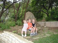 2004-04-04-Heather-Bday-25-Kyla-Dax-Chance-Vale.JPG