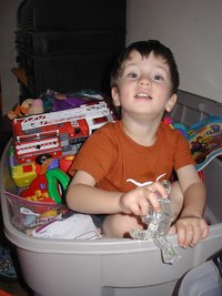 2004-04-06-Dax-toybox-2.JPG