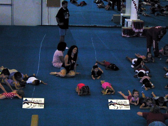 2004/05(May)/Gymnastics/640x480_2004-05-08-Gymnastics-02-Dax.JPG