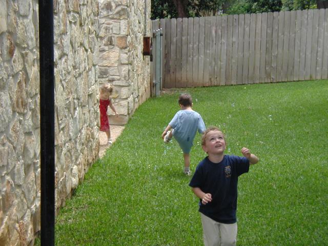 2004-05-09-bubbles-5090065-Kyla-Dax-Vale.JPG