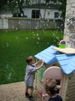 2004-05-09-bubbles-5090067-Chance-Vale.JPG