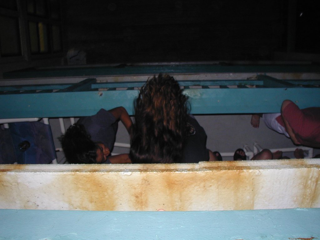 2004-05-30-PortAransas-3-Kiffin-hair.JPG