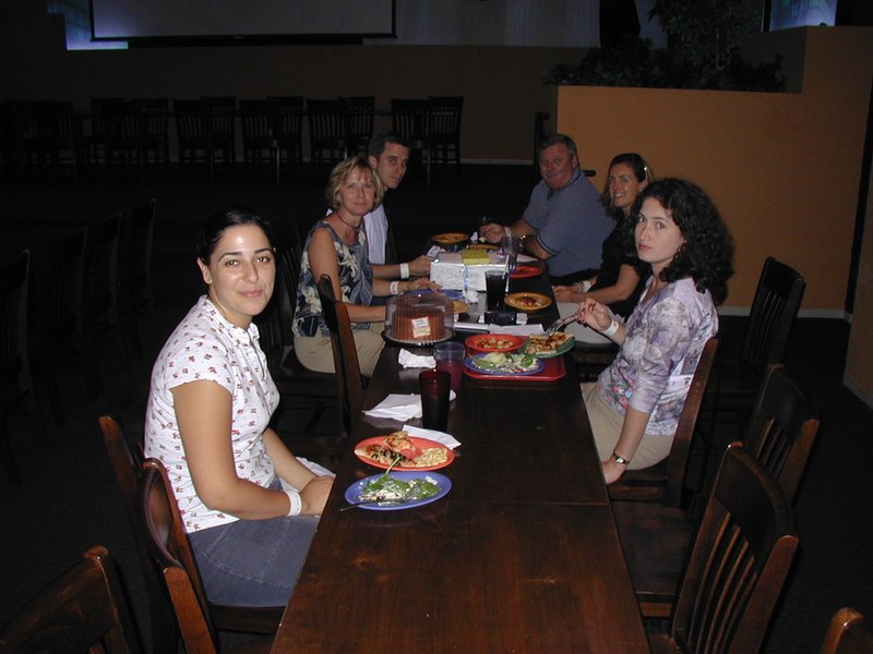 2004/05(May)/Suzi-Bday/2004-05-24-Suzi-Bday-01-Vanessa-Janeen-Josh-Jim-Heather-Suzi.JPG