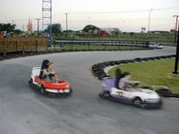 2004-05-24-Suzi-Bday-07-racecar.JPG
