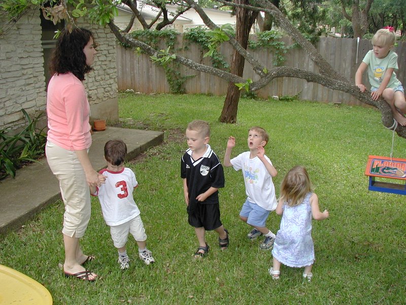 2004/05(May)/Zane-Errett-Bday/2004-05-15-Zane-Errett-Bday-1-Suzi-Dax-Vale-Chance-Kyla.JPG