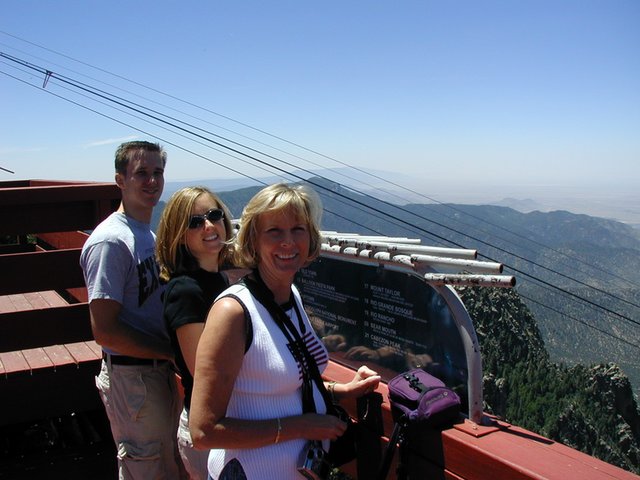 2004/06(June)/Jaymee-Steve-Wedding/01(Sandia-Peak)/640x480_2004-06-13-Sandia-Peak-29-Josh-Heather-Janeen.JPG