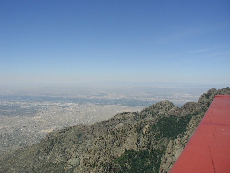2004/06(June)/Jaymee-Steve-Wedding/01(Sandia-Peak)/800x600_2004-06-13-Sandia-Peak-04.JPG