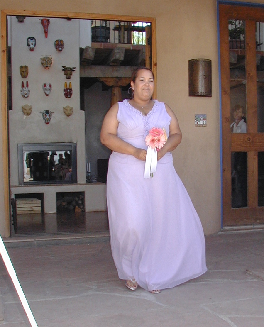 2004/06(June)/Jaymee-Steve-Wedding/02(Wedding-Day)/1024x768_2004-06-12-Jaymee-Steve-Wedding-16-bridesmaid.JPG
