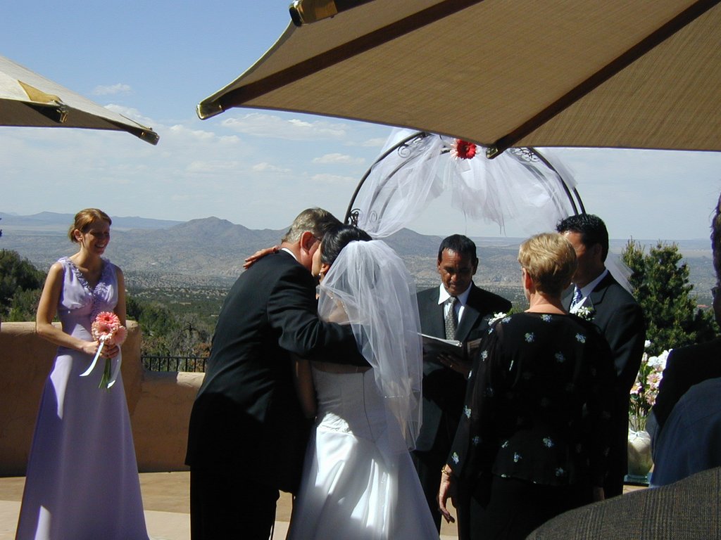 2004/06(June)/Jaymee-Steve-Wedding/02(Wedding-Day)/1024x768_2004-06-12-Jaymee-Steve-Wedding-23-Ron-giving-away.JPG
