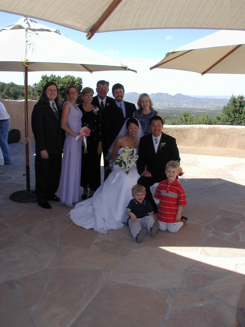 2004-06-12-Jaymee-Steve-Wedding-53-Jaymees-family.JPG